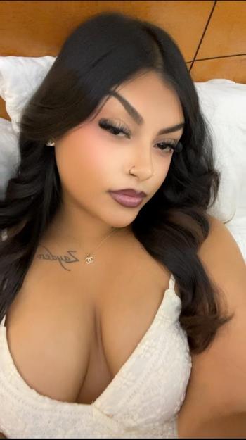 Divine, 21  female escort, Tuscaloosa