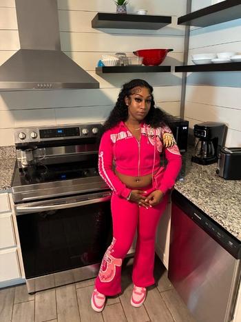 London, 23  female escort, Tuscaloosa