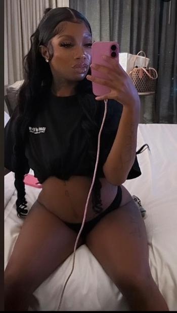 Barbie, 22  female escort, Tuscaloosa